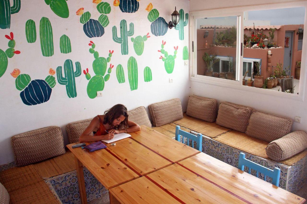 Ifni Surf Hostal Sidi Ifni Εξωτερικό φωτογραφία